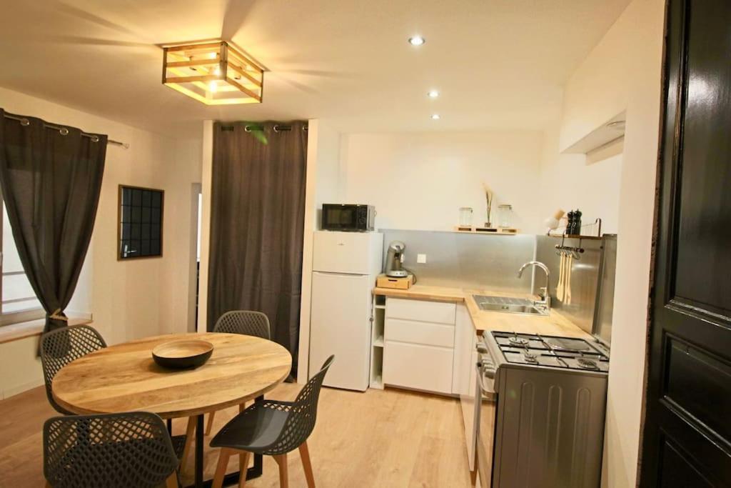 Appartement Centre Brioude Eksteriør bilde